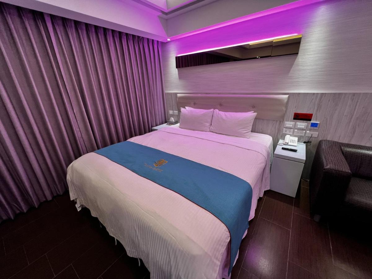 King Motel王者 桃園市旅館177號 Eksteriør billede