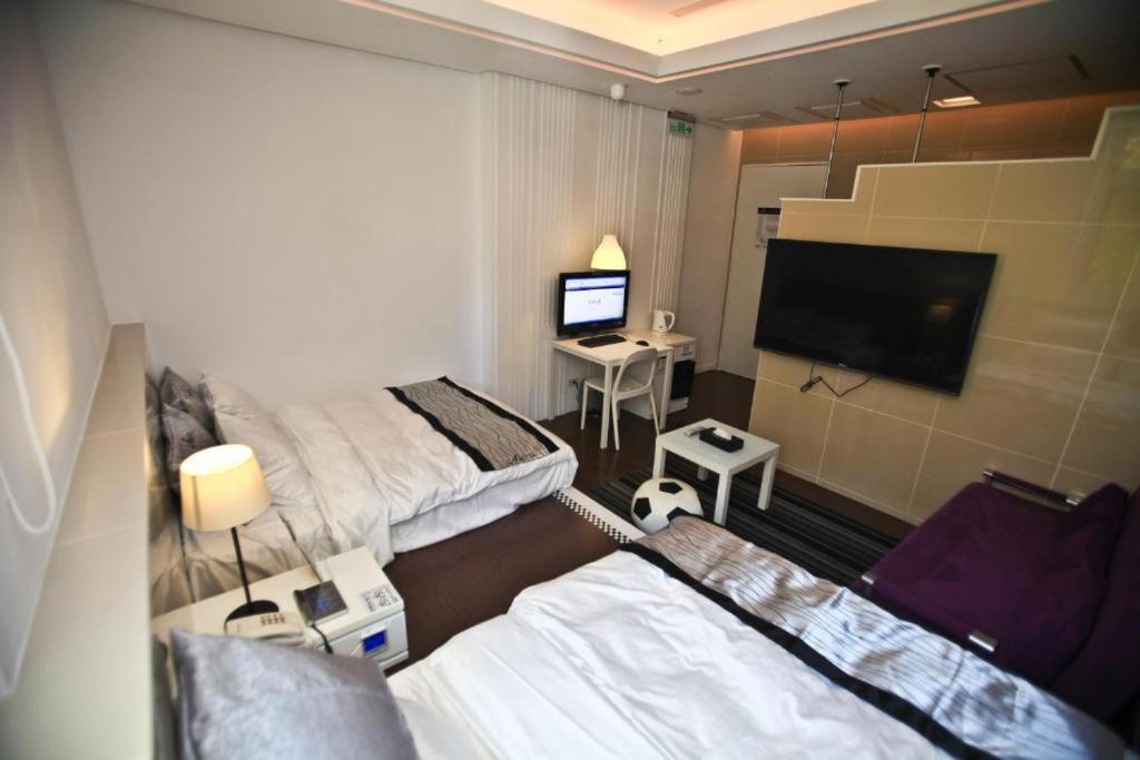King Motel王者 桃園市旅館177號 Eksteriør billede