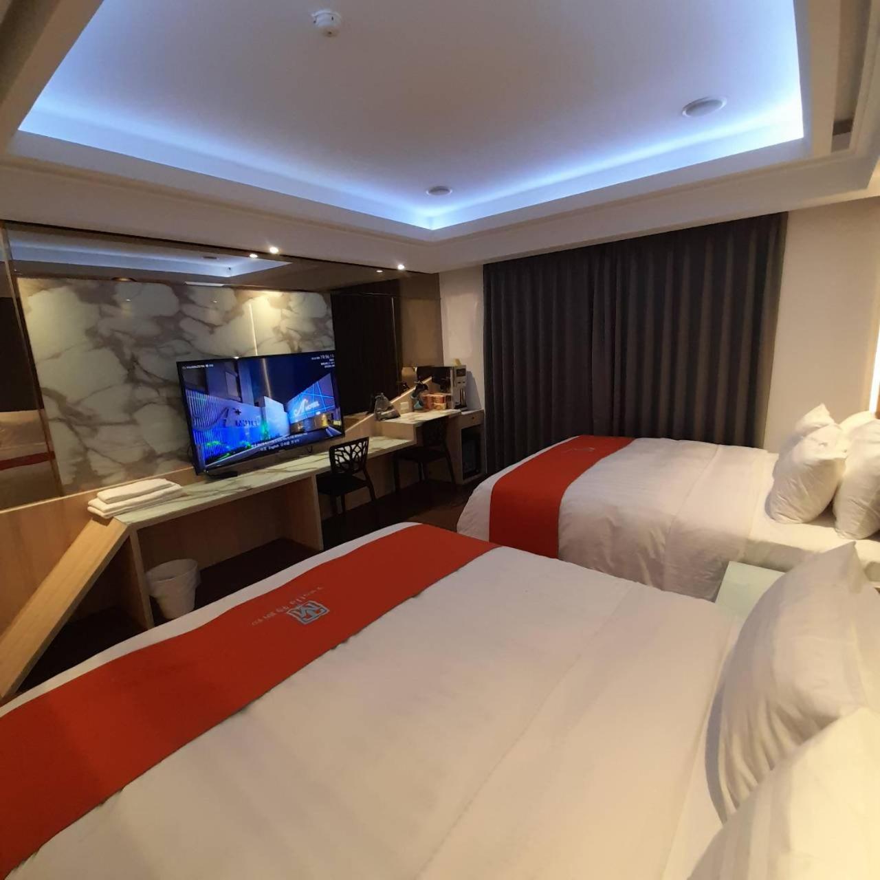 King Motel王者 桃園市旅館177號 Eksteriør billede