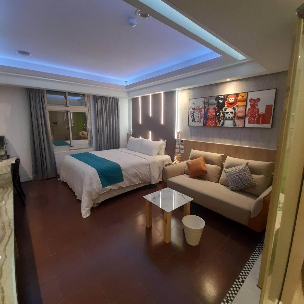 King Motel王者 桃園市旅館177號 Eksteriør billede