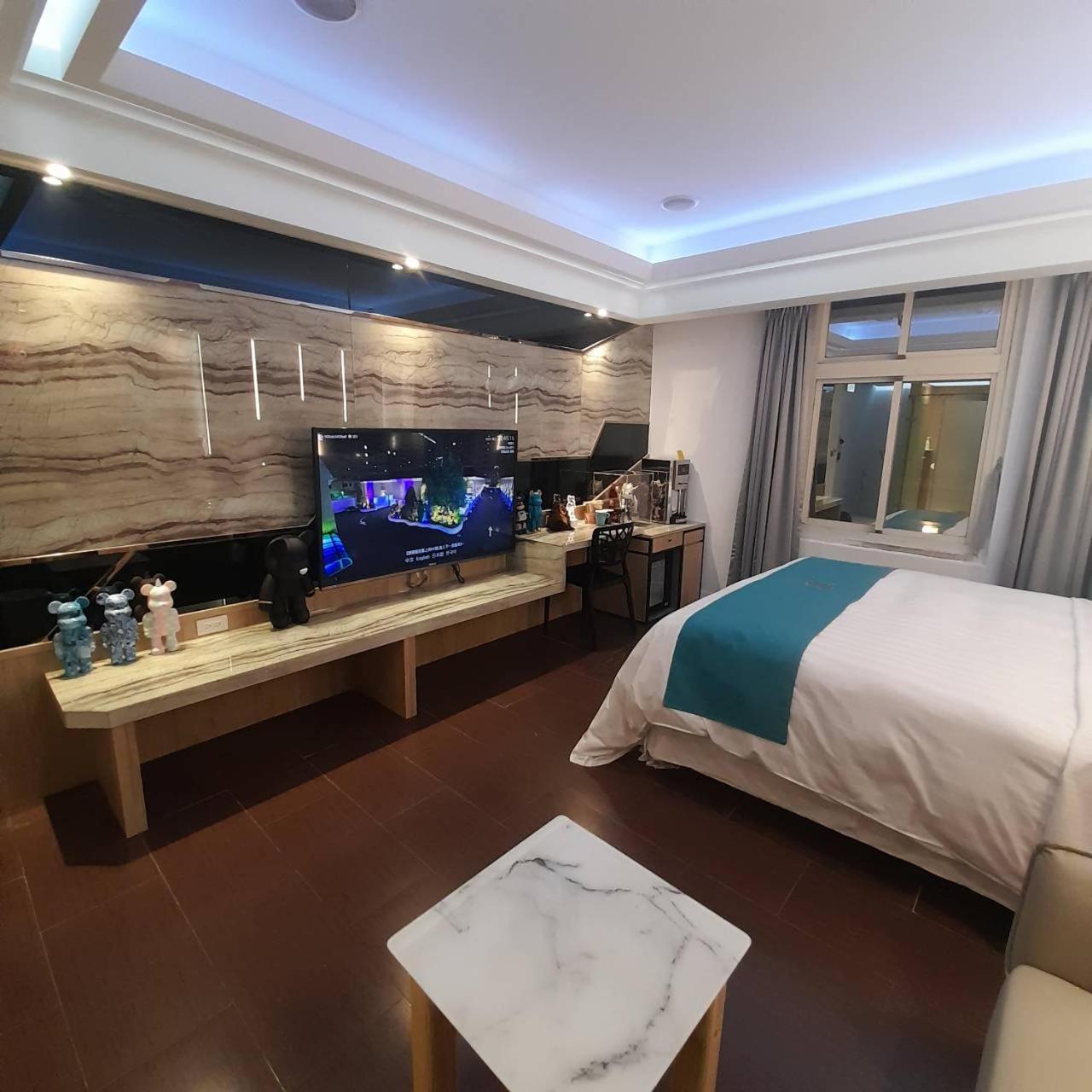King Motel王者 桃園市旅館177號 Eksteriør billede