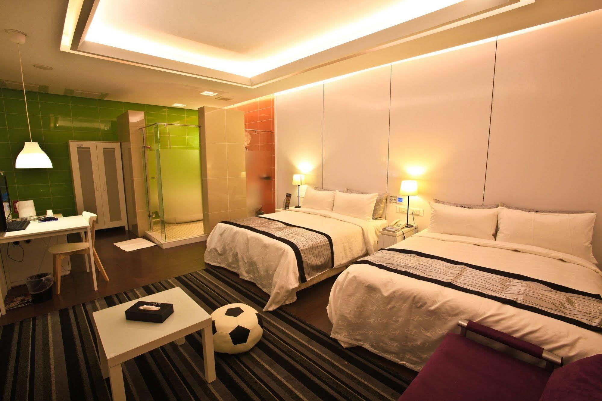 King Motel王者 桃園市旅館177號 Eksteriør billede
